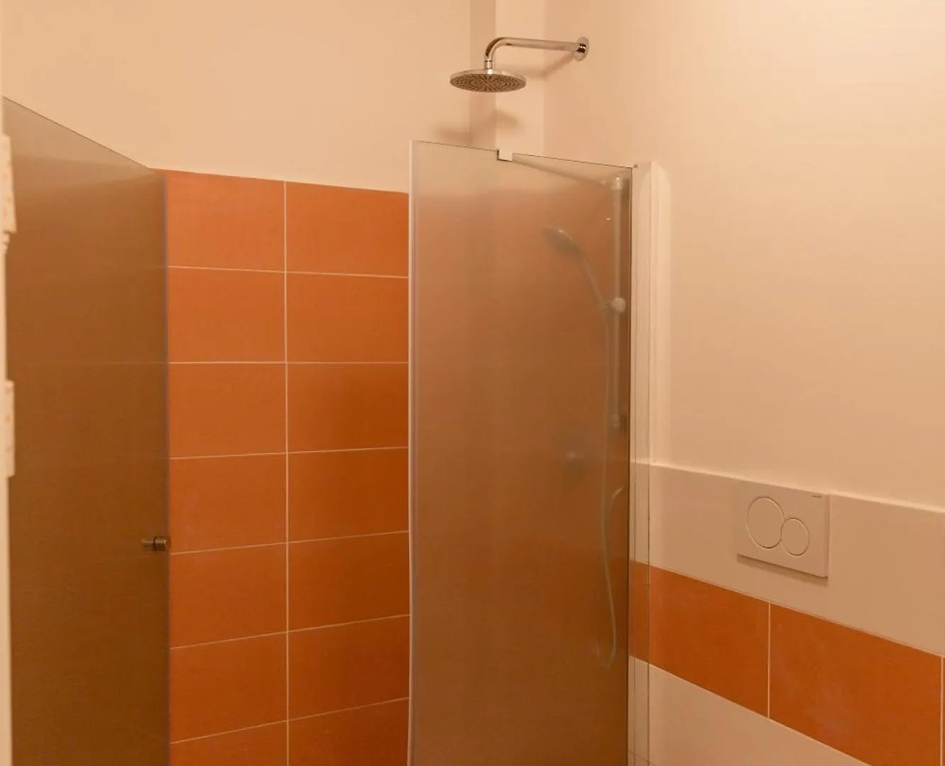 Apartment Stunning & Sunny Studio Near Piazza Santo Spirito Florence Italy